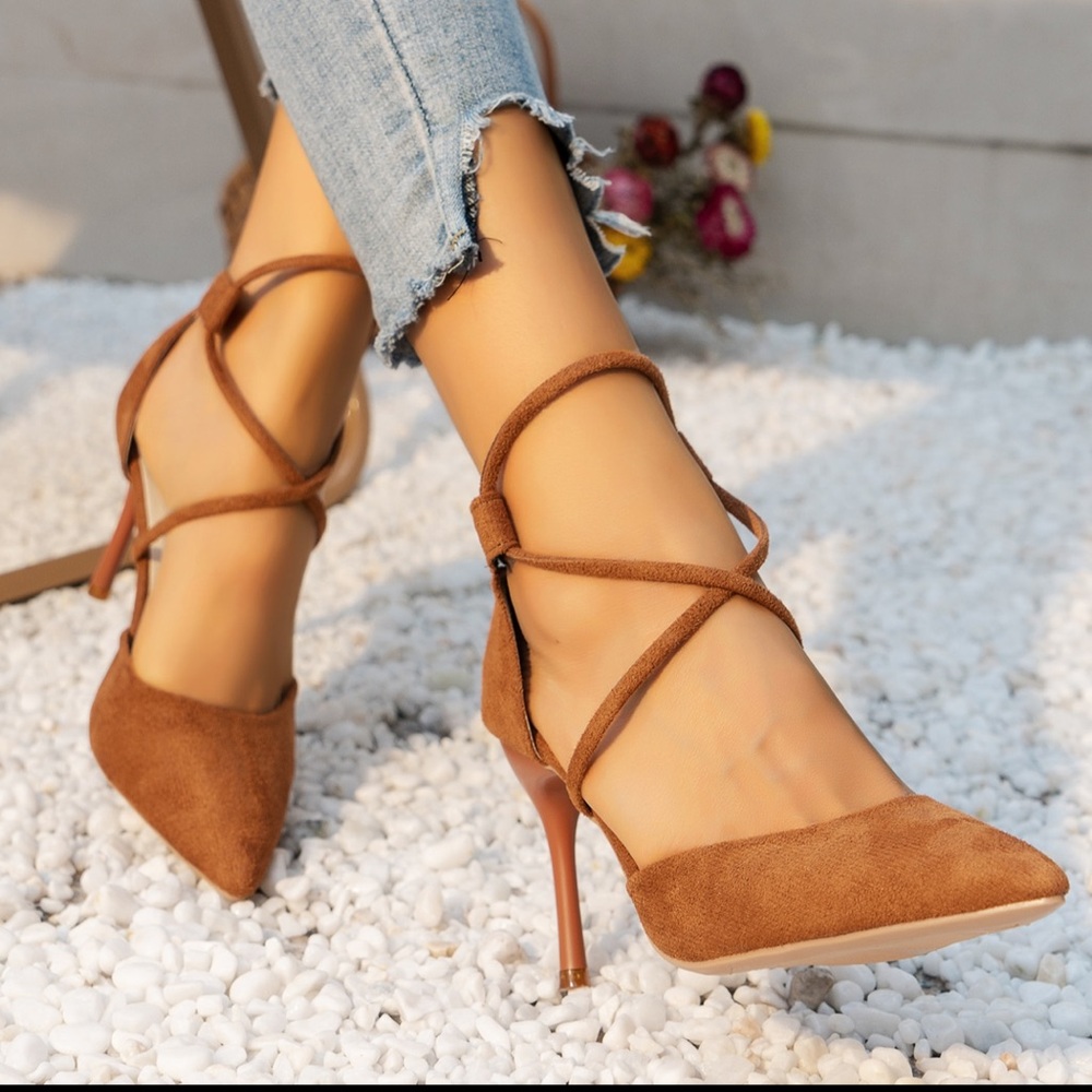 Elegant Brown Strappy Women's Shoes
